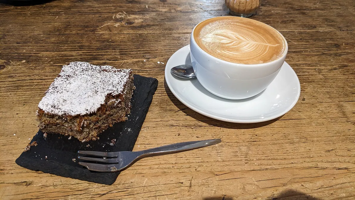 Café food typical of Chapter 1